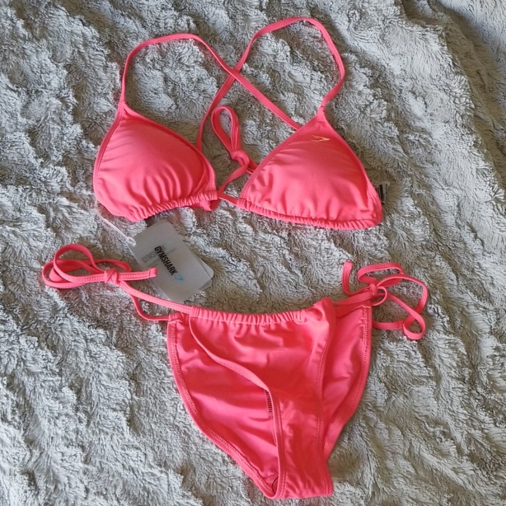 Top- Gymshark Coral Bikini